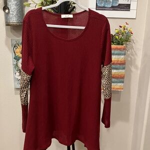 Chic Burgundy Long Sleeve Top with Leopard Details swing hem